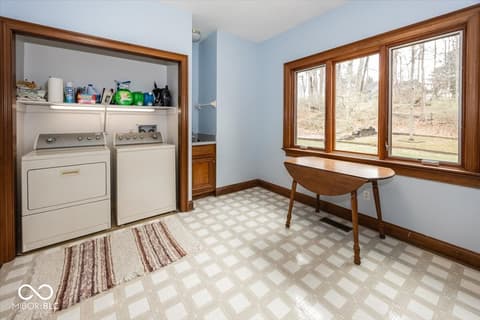 Photo of 11691 Diamond Pointe Court, Indianapolis, IN