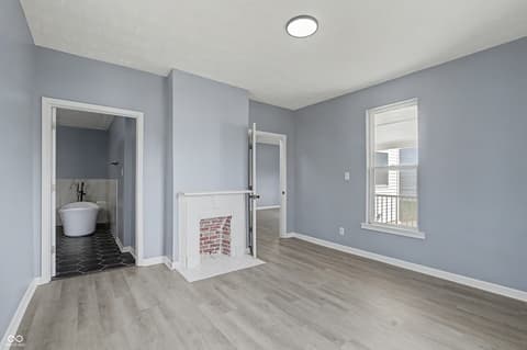 Living room at 409 N Walnut Street, Alexandria, IN