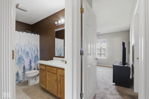 Photo of 5736 Woodcote Drive, Indianapolis, IN