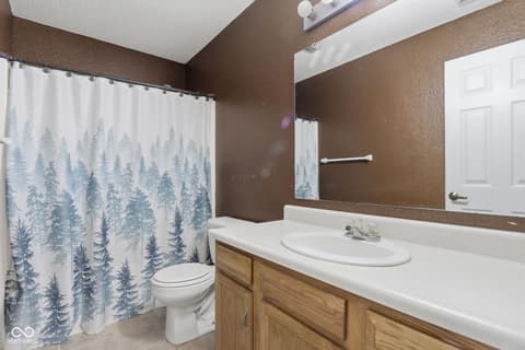 Photo of 5736 Woodcote Drive, Indianapolis, IN