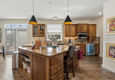 Photo of 4695 Stonebridge Court, Columbus, IN