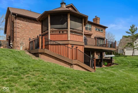 Photo of 4695 Stonebridge Court, Columbus, IN