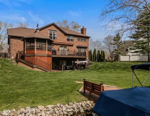 Photo of 4695 Stonebridge Court, Columbus, IN