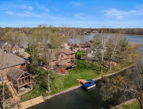 Photo of 4695 Stonebridge Court, Columbus, IN