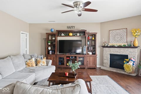 Photo of 10627 Wiley Lane, Indianapolis, IN