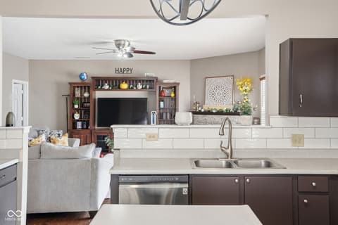 Photo of 10627 Wiley Lane, Indianapolis, IN