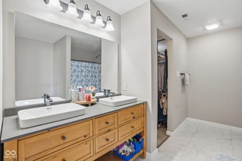 Photo of 10627 Wiley Lane, Indianapolis, IN