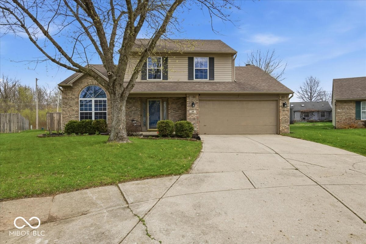Photo of 18 Village Parkway, Pendleton, IN