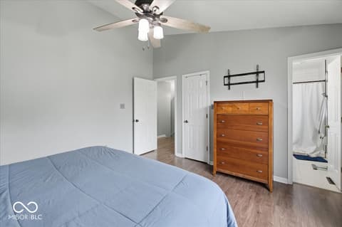 Photo of 18 Village Parkway, Pendleton, IN