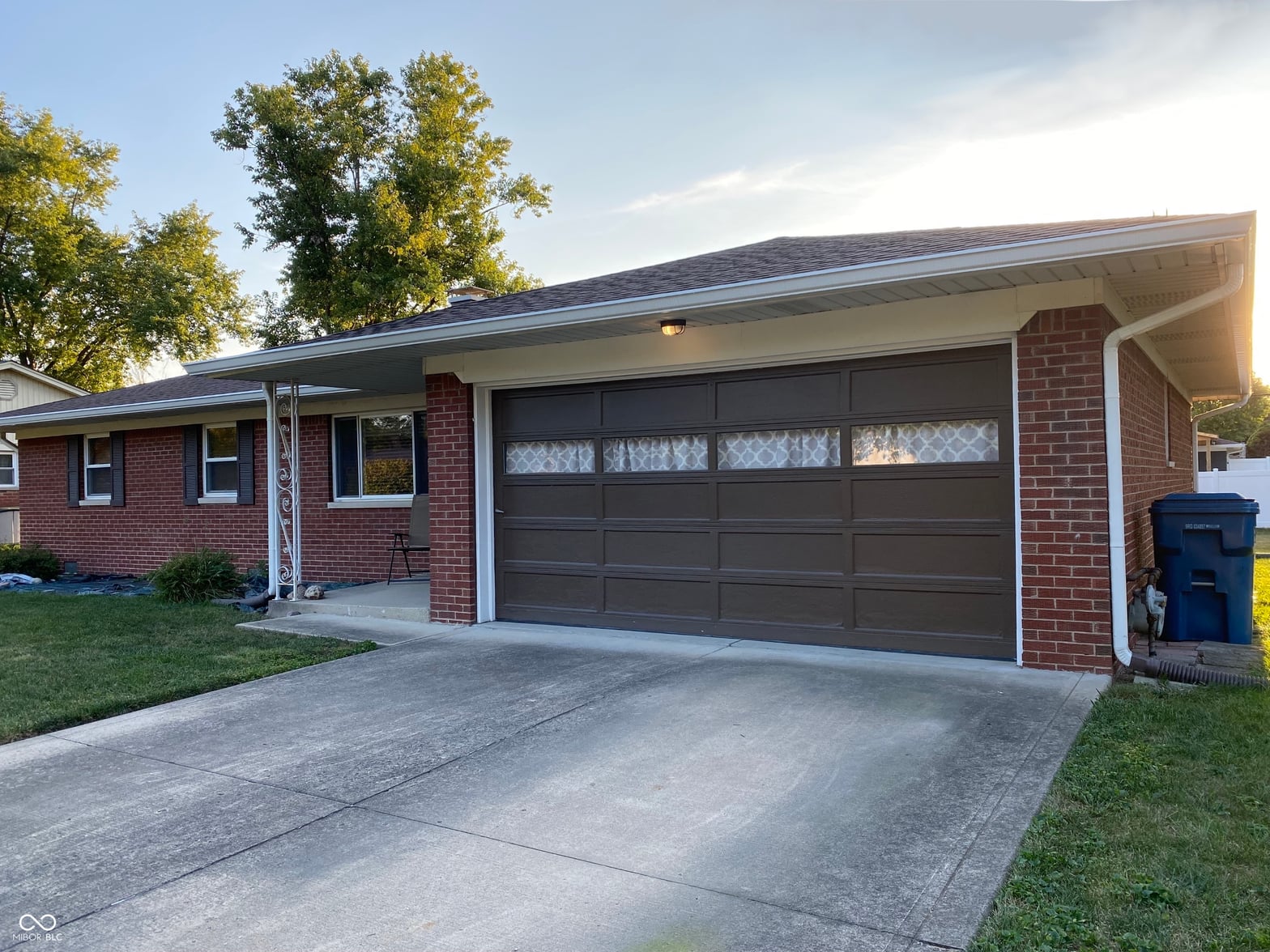 Photo of 1438 N Roseway Drive N, Indianapolis, IN