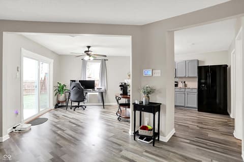 Photo of 5724 Grassy Bank Drive, Indianapolis, IN