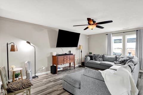 Photo of 5724 Grassy Bank Drive, Indianapolis, IN