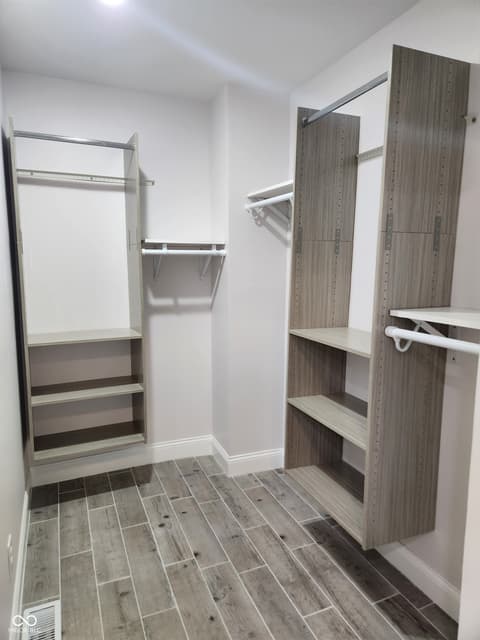 Walk In Closets — 2226 Bellefontaine Street, Indianapolis, IN