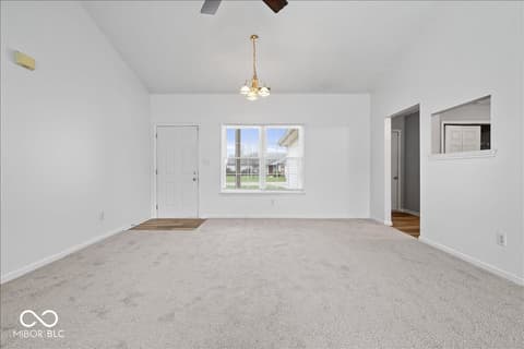 Photo of 4057 Redbud Court, Franklin, IN