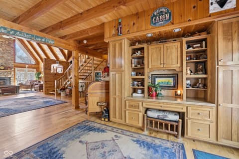 Foyer at 2901 N Pierce Drive, Solsberry, IN