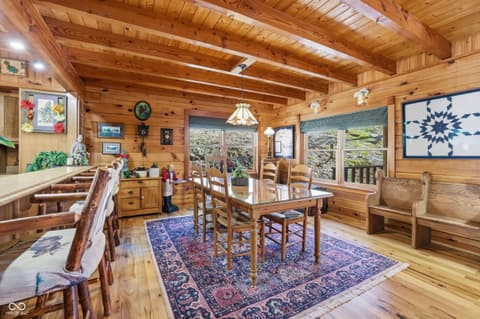 Dining room at 2901 N Pierce Drive, Solsberry, IN