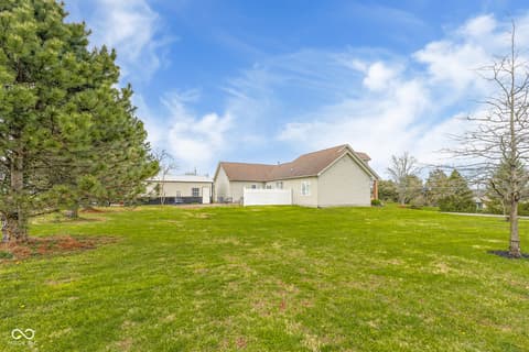Photo of 7742 N 825 E, Hope, IN