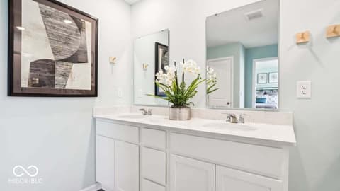 Photo of 1252 Phillips Drive, Greenfield, IN