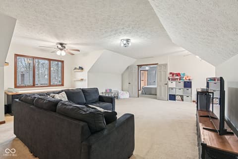 Photo of 649 Hamlet Drive, Avon, IN