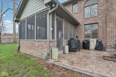 Photo of 649 Hamlet Drive, Avon, IN
