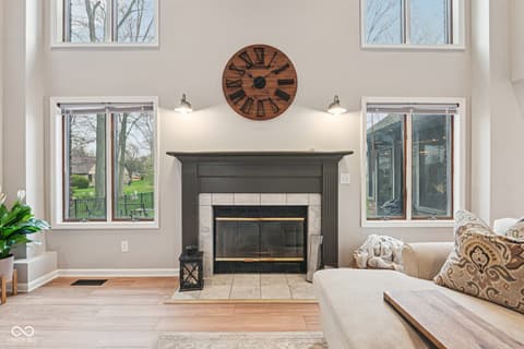 Living room at 649 Hamlet Drive, Avon, IN
