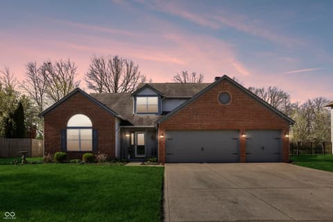 8635 Eagles Nest Drive