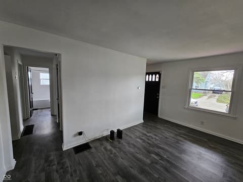 Living room at 2016 Glenridge Drive, Indianapolis, IN