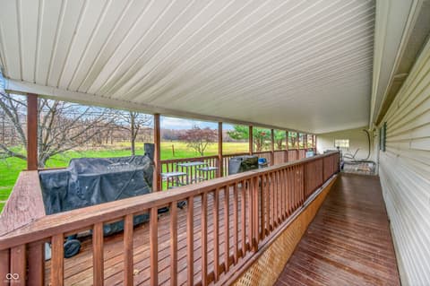 Photo of 4255 State Road 135 S, Nashville, IN