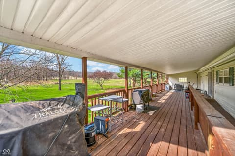 Photo of 4255 State Road 135 S, Nashville, IN