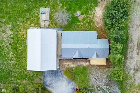 Photo of 4255 State Road 135 S, Nashville, IN