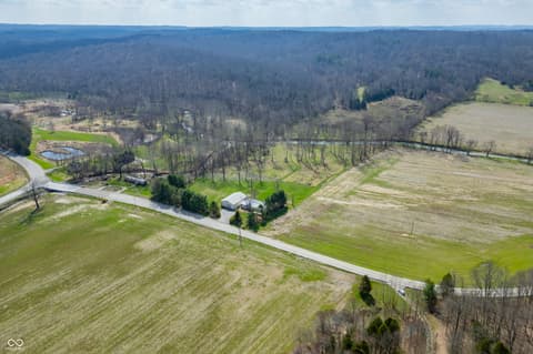 Photo of 4255 State Road 135 S, Nashville, IN