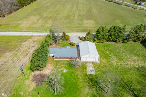 Photo of 4255 State Road 135 S, Nashville, IN