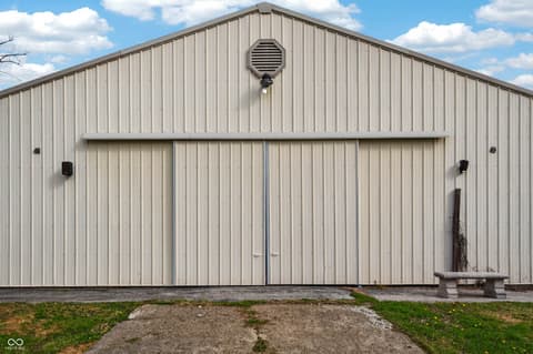 Photo of 4255 State Road 135 S, Nashville, IN