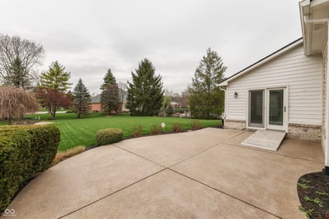 Photo of 3978 Brockton Manor South Drive, Greenwood, IN