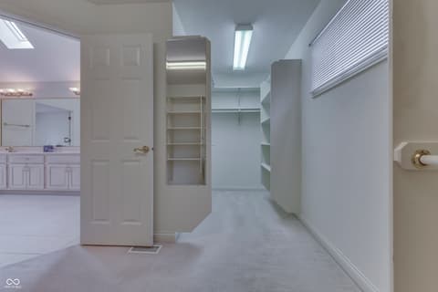 Closet — 3978 Brockton Manor South Drive, Greenwood, IN