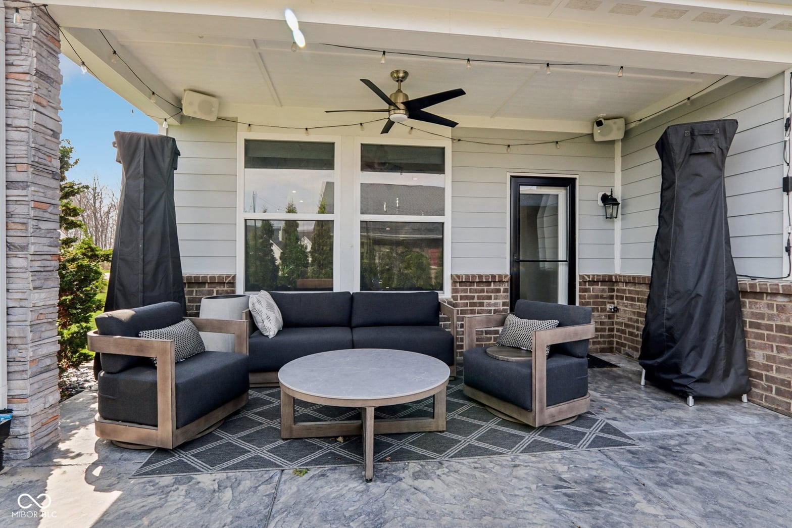 Photo 43