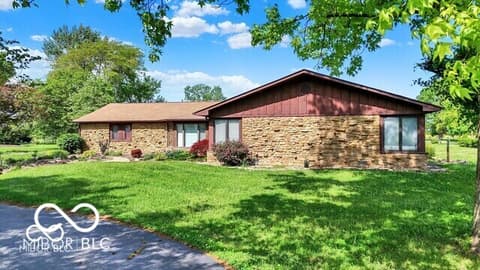 Photo of 5272 N Graham Road, Whiteland, IN