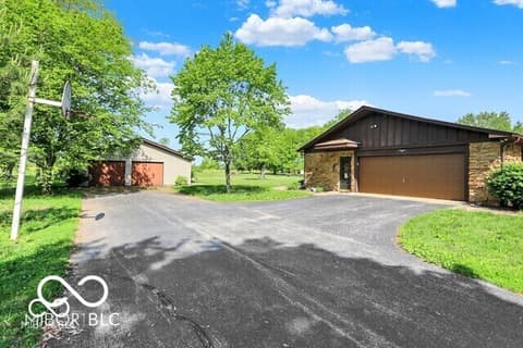 Photo of 5272 N Graham Road, Whiteland, IN