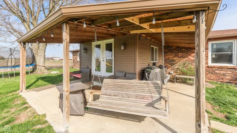 Photo of 10445 Maze Road, Indianapolis, IN