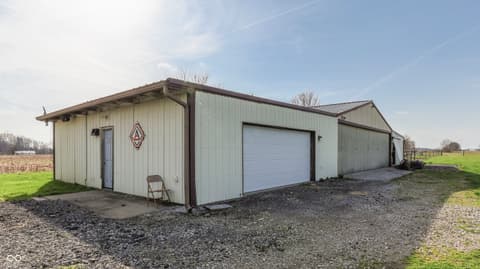 Photo of 10445 Maze Road, Indianapolis, IN