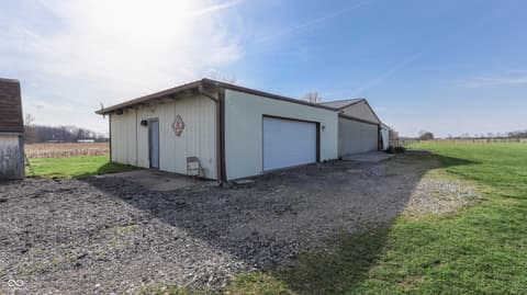 Photo of 10445 Maze Road, Indianapolis, IN