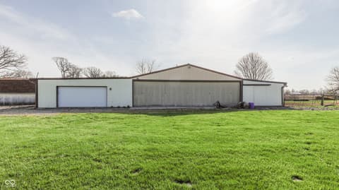 Photo of 10445 Maze Road, Indianapolis, IN