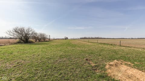 Photo of 10445 Maze Road, Indianapolis, IN