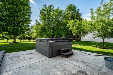 Photo of 828 Pebble Brook Place, Noblesville, IN