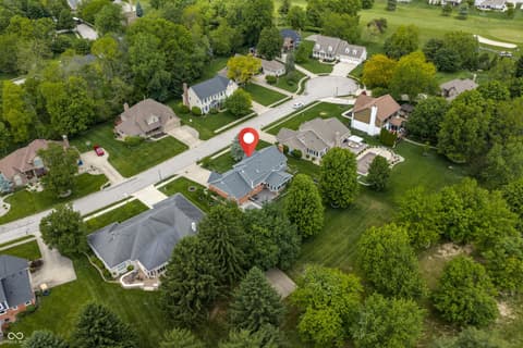 Photo of 828 Pebble Brook Place, Noblesville, IN