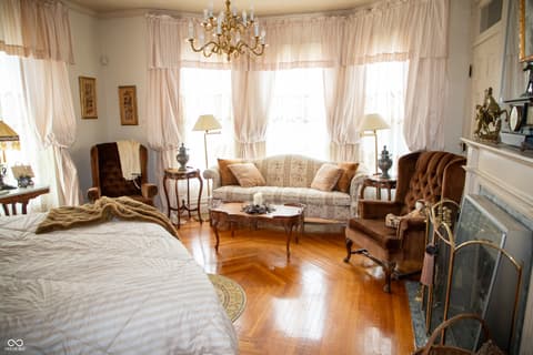 Photo of 313 E Wabash Avenue, Crawfordsville, IN