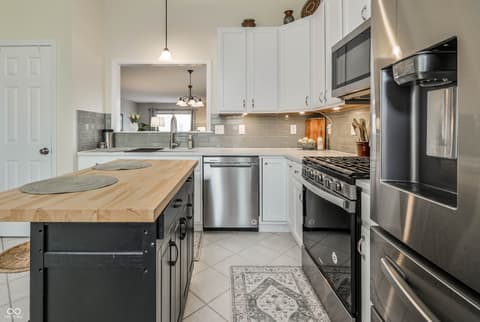 Photo of 8304 Hunters Meadow Court, Indianapolis, IN