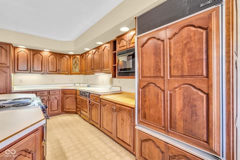 Kitchen at 5697 Ridge Hill Way, Avon, IN