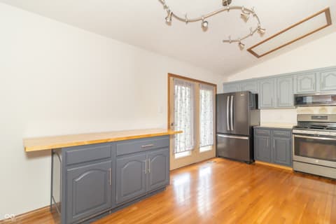 Photo of 143 E Elbert Street, Indianapolis, IN