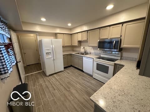 Photo of 1524 E 83rd Street, Indianapolis, IN
